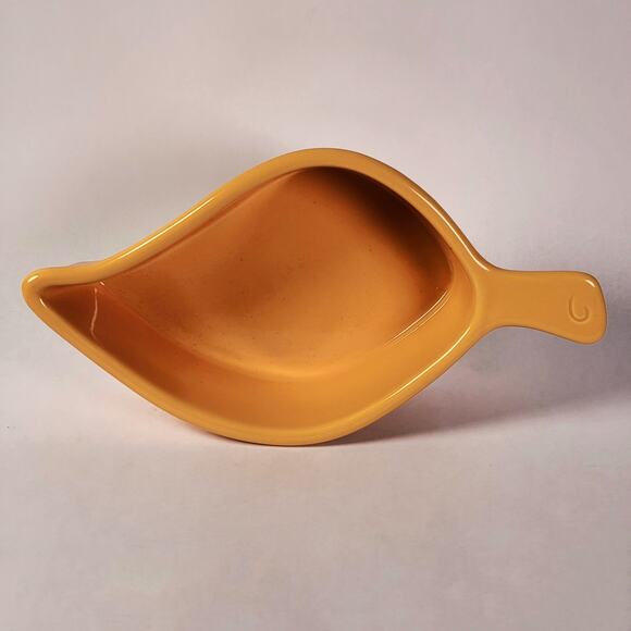 Chantal Ramekin Leaf 12-Ounce Bakeware Baking Dish Orange Enamel 93-LO15 Setof 3 - Picture 2 of 10